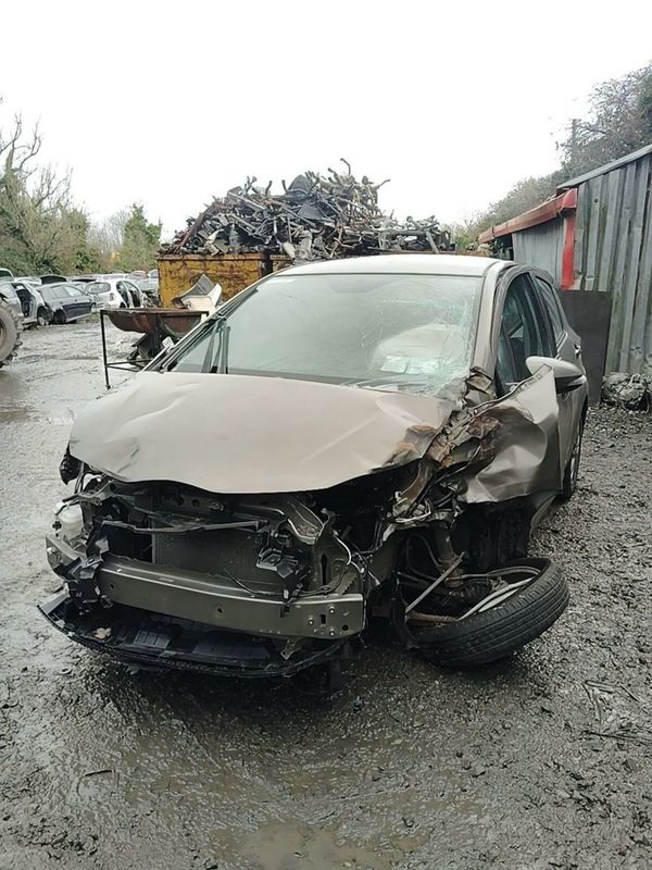 Breaking Toyota Yaris 2017 1L Manual