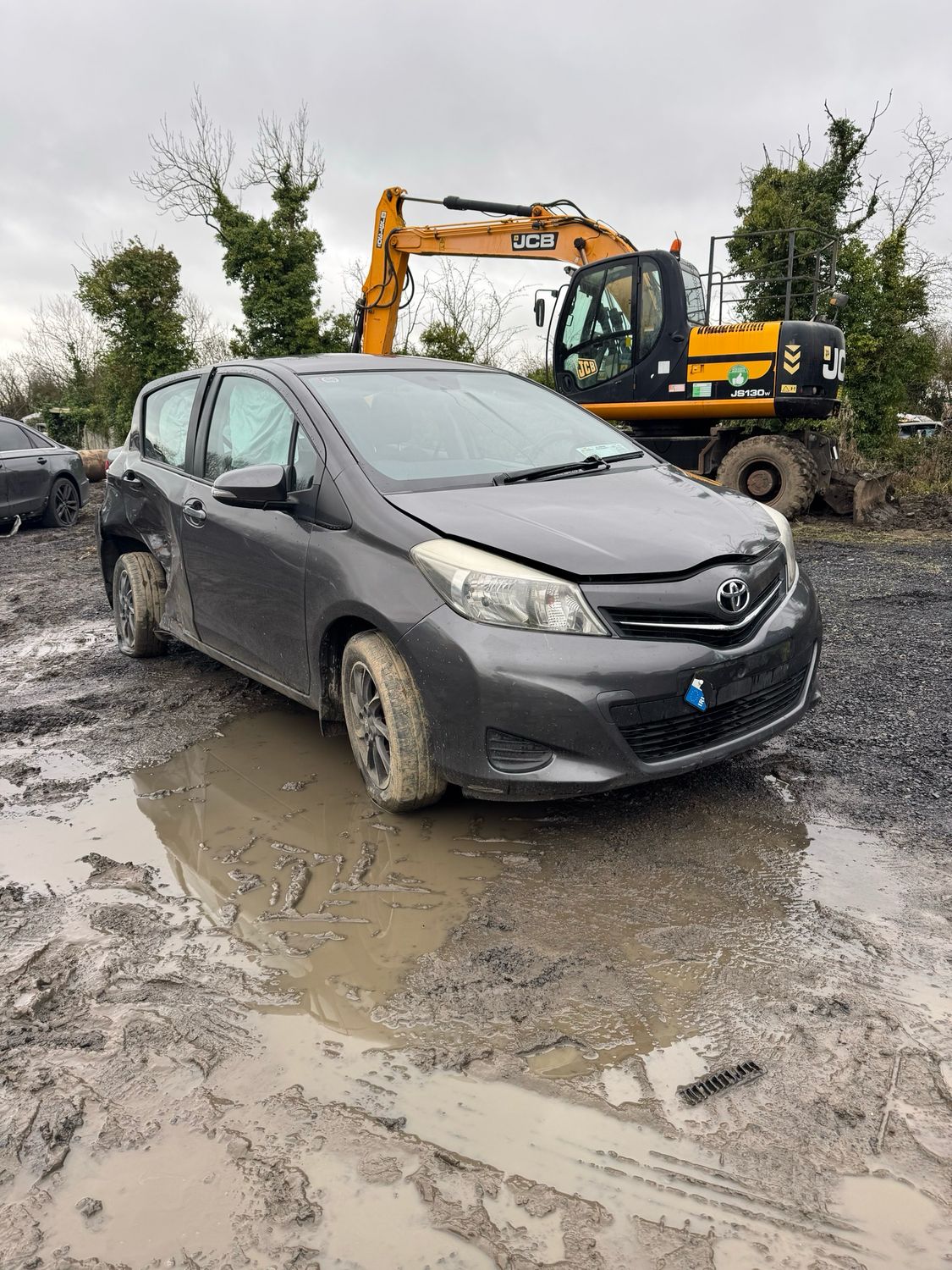 Breaking Toyota Yaris 2013 1L Manual