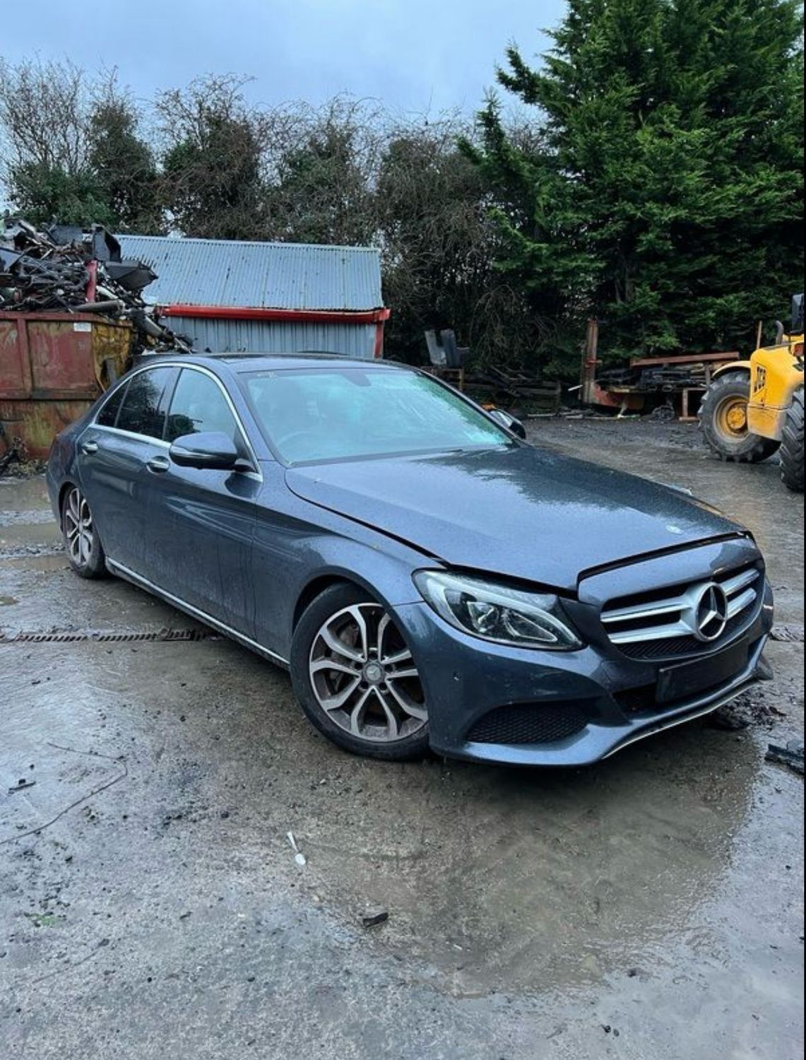 Breaking Mercedes C350e 2016 C Class W205 Hybrid