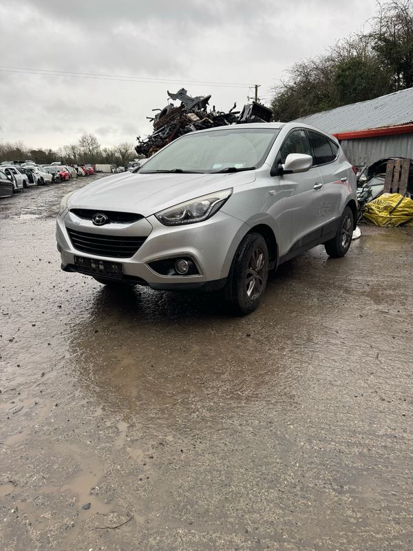 Breaking Hyundai IX35 2014 1.7 Diesel