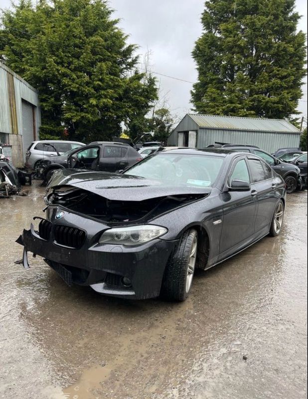 Breaking BMW 525d M Sport F10 2012 B90