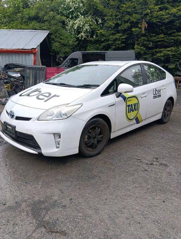 Breaking Toyota Prius 2012 Hybrid