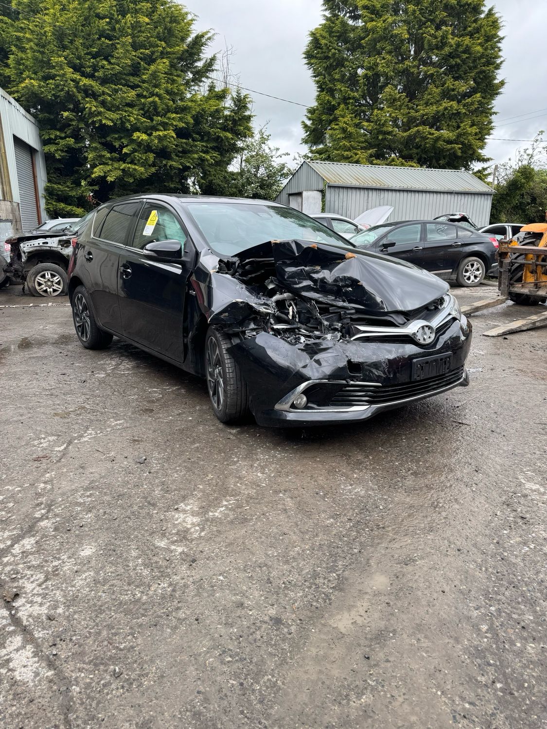 Breaking Toyota Auris 2016 1.8 Hybrid