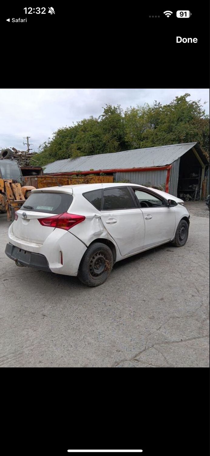 Breaking Toyota Auris 2015 1.4 Diesel Manual
