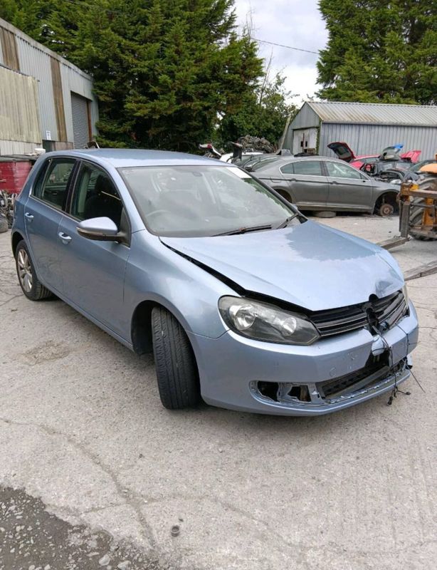 Breaking Volkswagen Golf 2010 1.6 Diesel Cay Manual