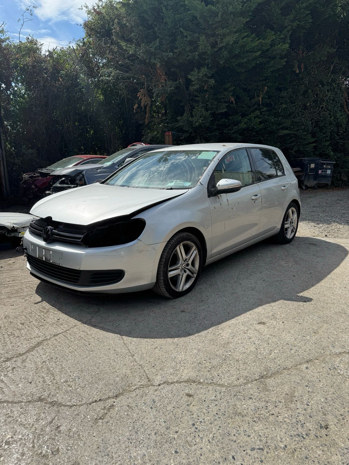 Breaking Volkswagen Golf 2010 1.6 Diesel CAY Manual