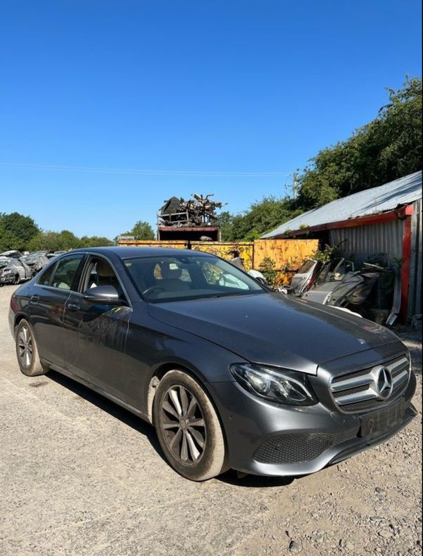 Breaking Mercedes E220d 2017 W213 E Class