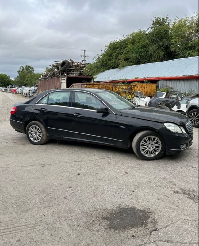Breaking Mercedes E220cdi 2011 W212 C197