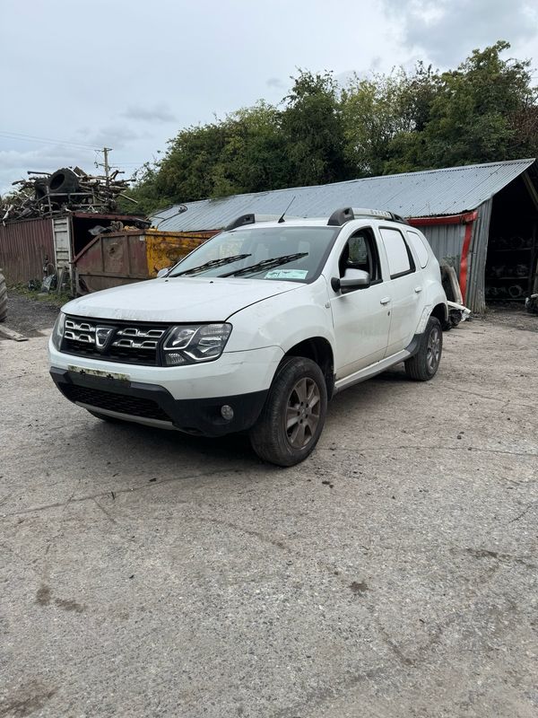 Breaking Dacia Duster 2016 1.5 Diesel Manual