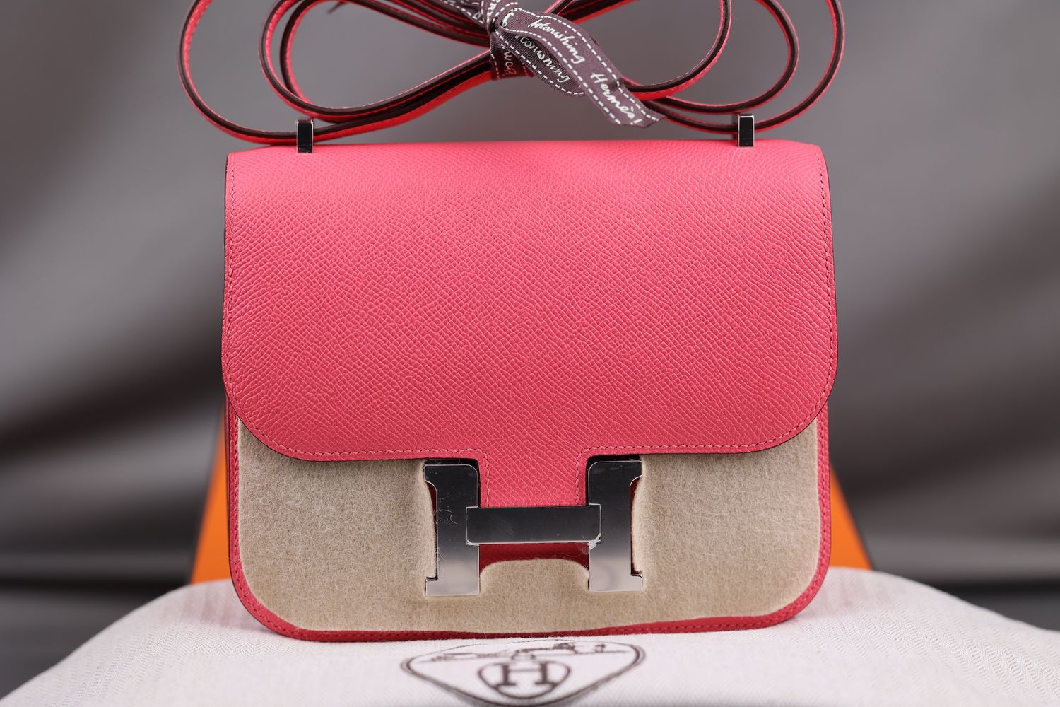 Hermès Constance 18 Mini Miroir Rose Azalée Epsom