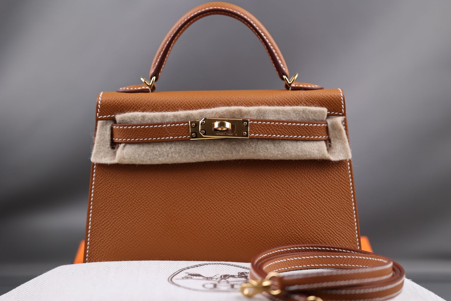 Hermès Mini Kelly Gold Epsom Hermès Mini Kelly Gold Epsom