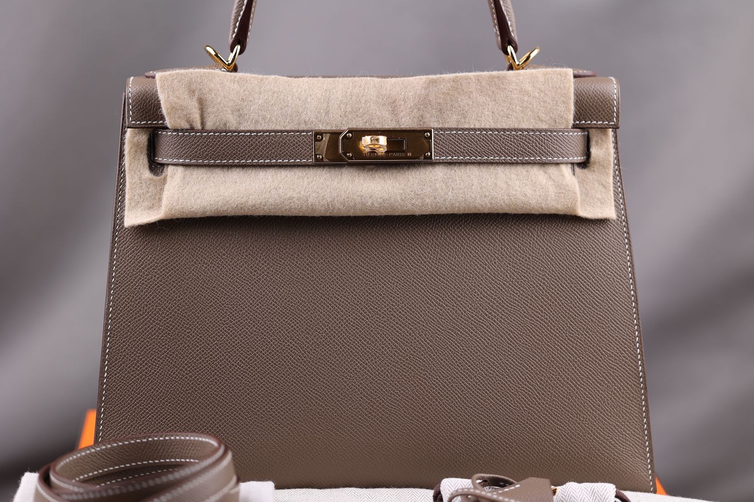 Hermès Kelly 28 Etoupe Sellier Epsom