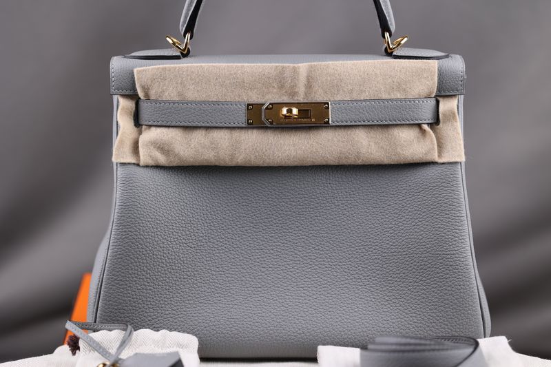 Hermès Kelly 28 Gris Mouette Togo
