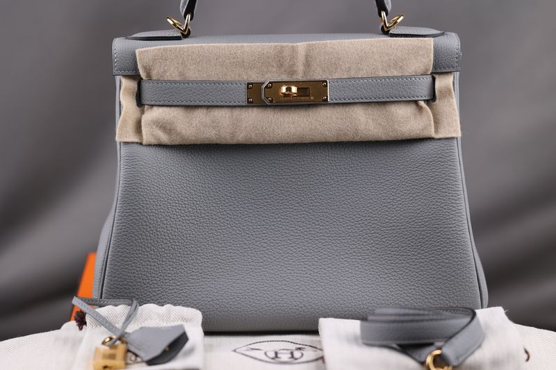Hermès Kelly 28 Gris Mouette Togo
