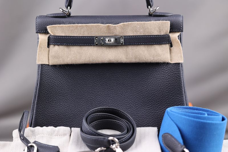 Hermès Kelly 25 Caban Blue Togo