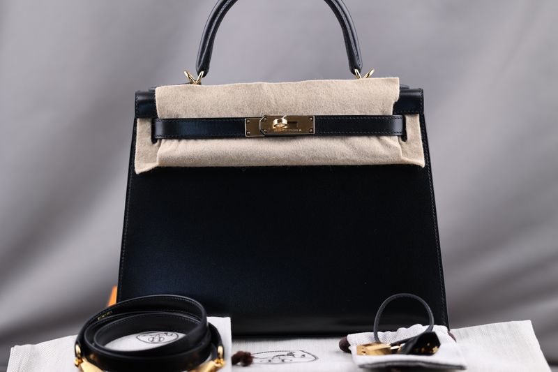 Hermès Kelly 28 Box Calf Black