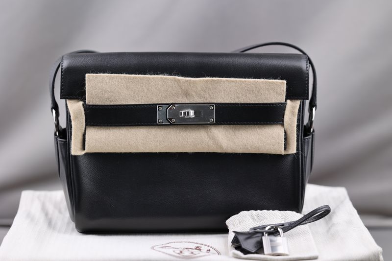 Hermès Kelly Messenger PM Evergrain Black
