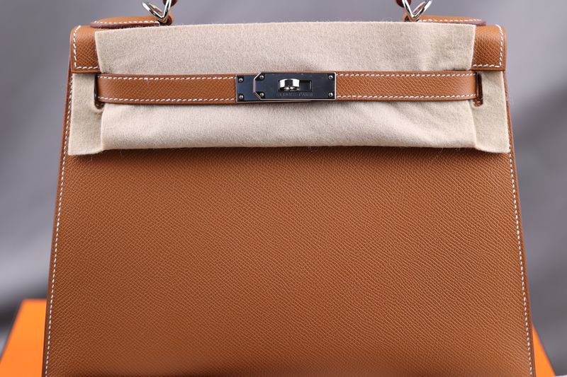 Hermès Kelly 28 Gold Sellier Epsom