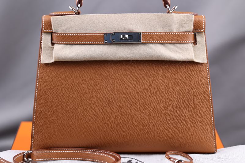 Hermès Kelly 28 Gold Sellier Epsom Hermès Kelly 28 Gold Sellier Epsom