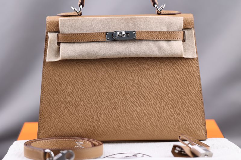 Hermès Kelly 25 Biscuit Sellier Epsom