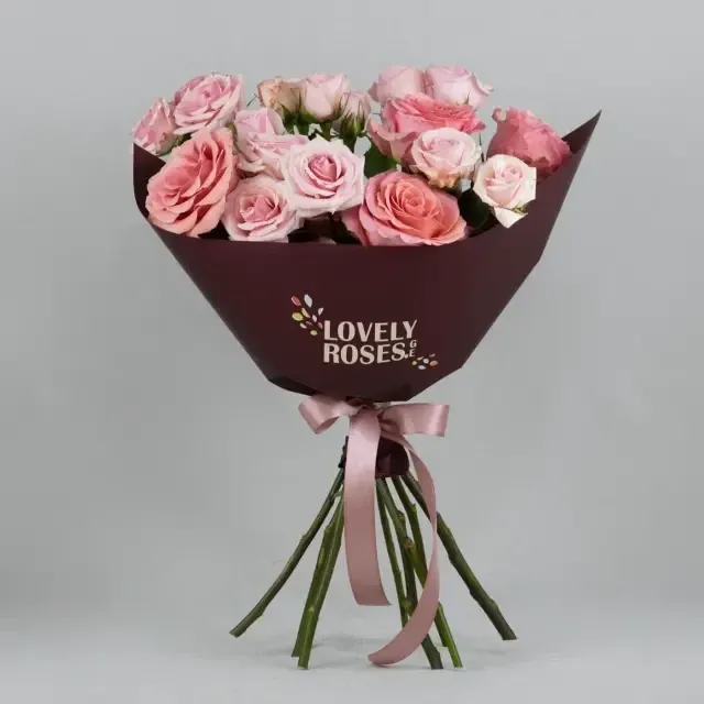 4 pink roses, 5 pink spray roses are used in the bouquet. The approximate height of the bouquet is …