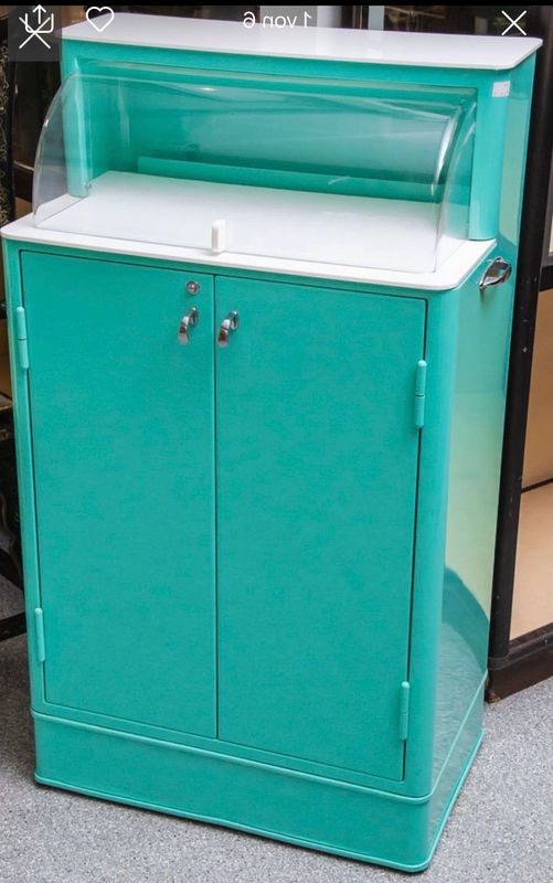 Maquet  Arztschrank  (1950/60er J.), Metall, Porzellan Ablage,