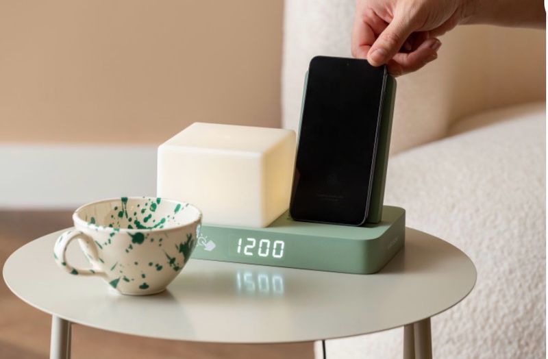 Alarm Clock Retro w. Night Light LED