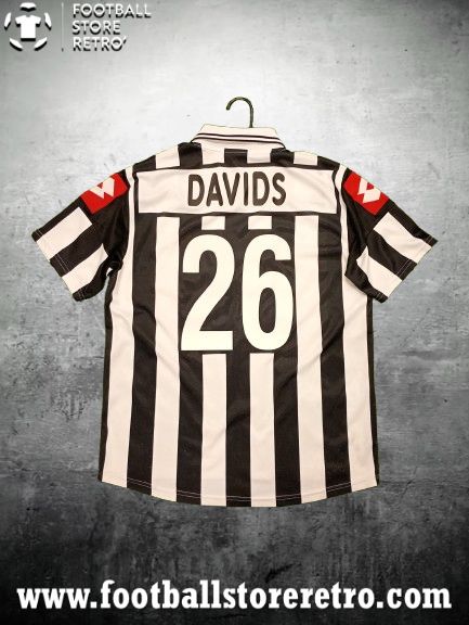 JUVENTUS FC 01/02 Home - LOTTO