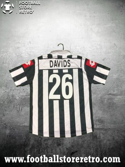 JUVENTUS FC 01/02 home - LOTTO