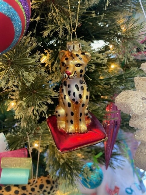 *Feline Jolly Ornament