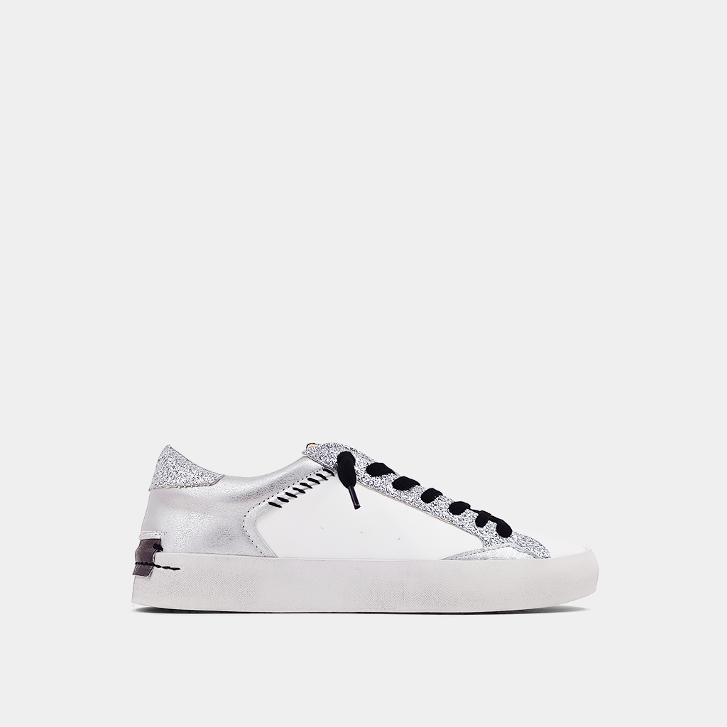 The Ruby Silver Glitter Sneaker°