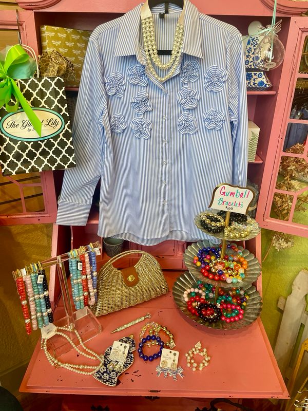 The Amelia Blouse
