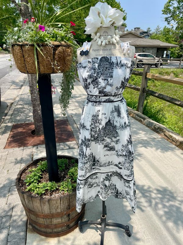 The Olivia Dress