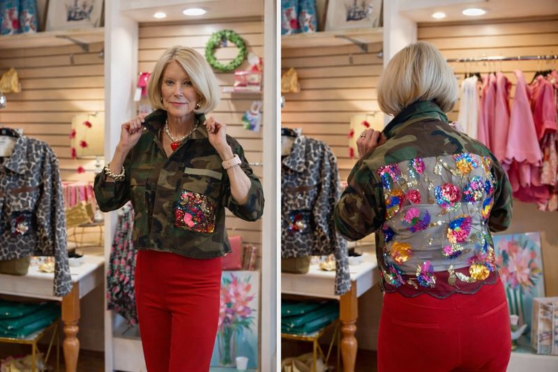 Sparkles On The Hunt Sparkles On The Hunt