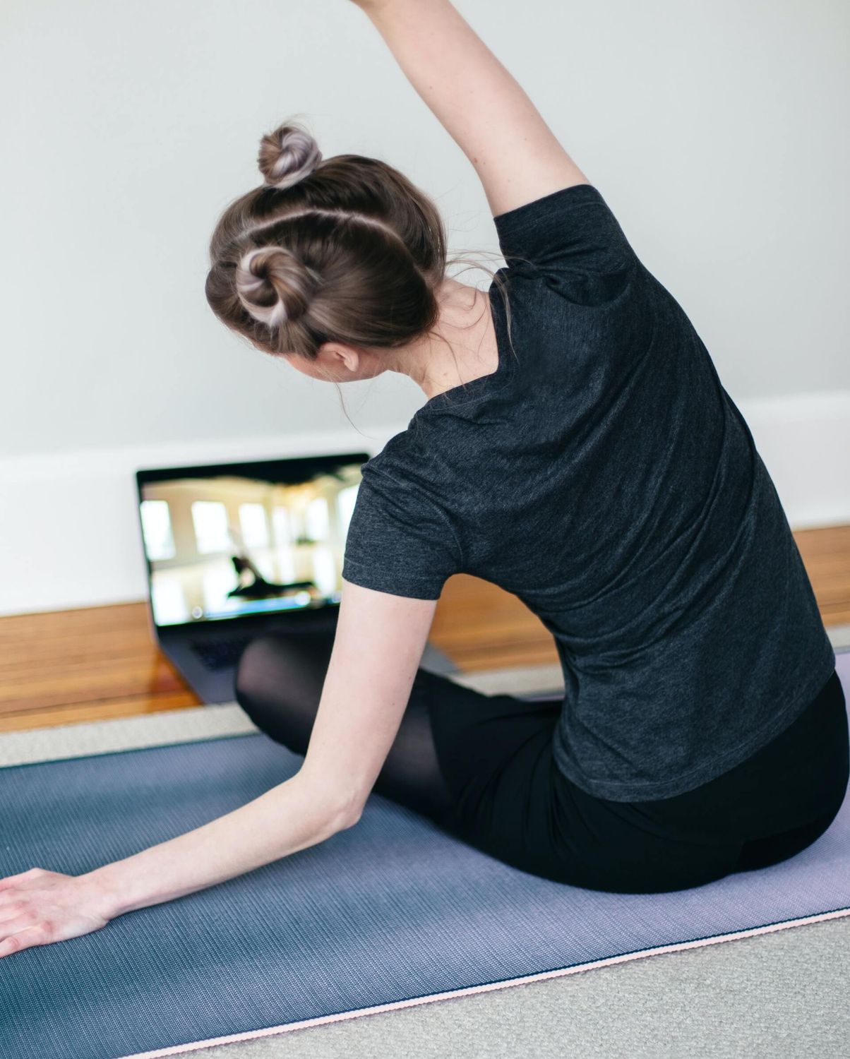 1 SEANCE DE YOGA COLLECTIVE EN VISIO