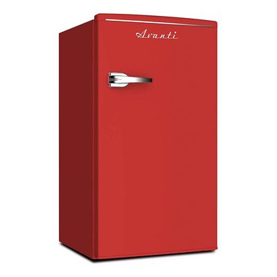 AVANTI – 3.1 Cu. Ft. Retro Compact Refrigerator – Red AVANTI – 3.1 Cu. Ft. Retro Compact Refrigerator – Red