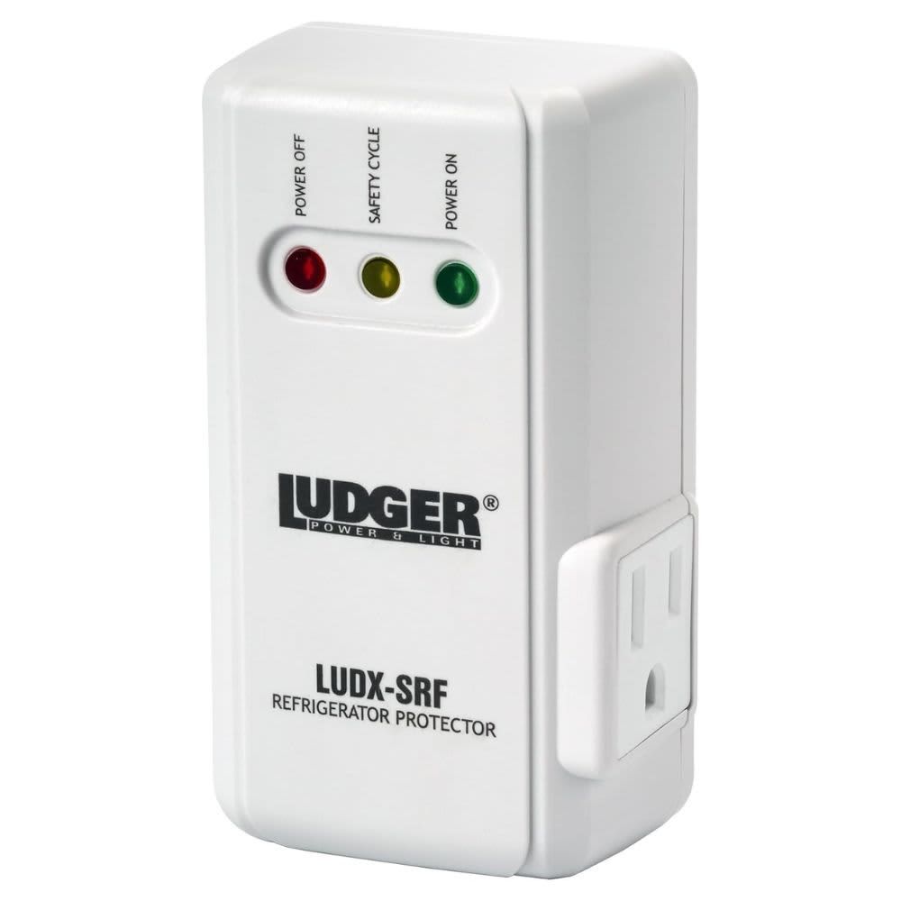 LUDGER – Power Surge Protector with Side Socket and 4-Minute Safety Cycle – White