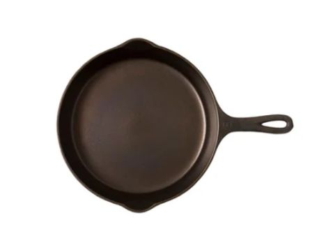 BENE CASA – 10″ Cast Iron Skillet with Long Handle – Black BENE CASA – 10″ Cast Iron Skillet with Long Handle – Black