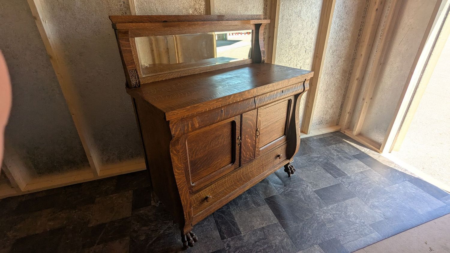 Vintage chest of drawers