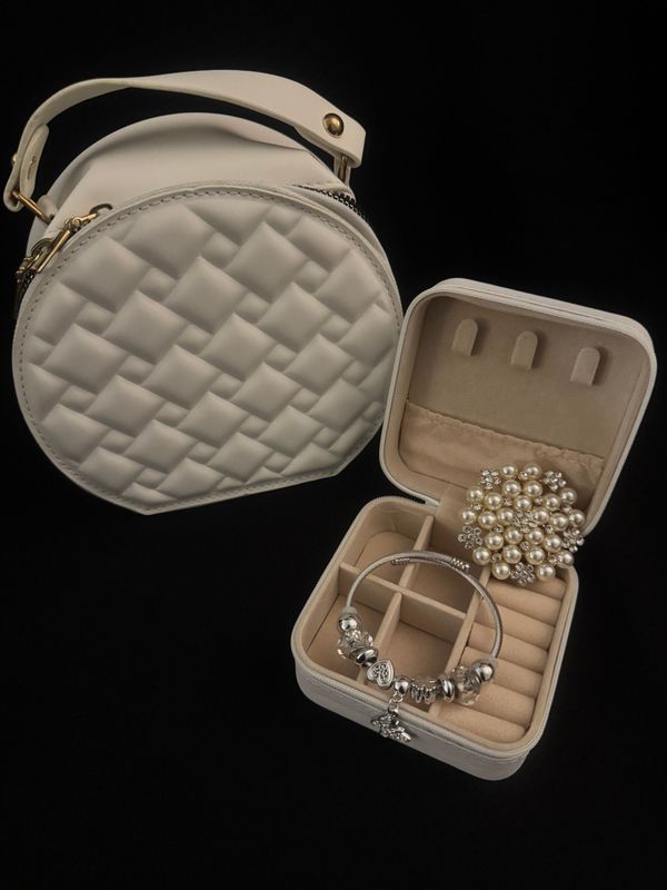 The Elegant Essentials Collection