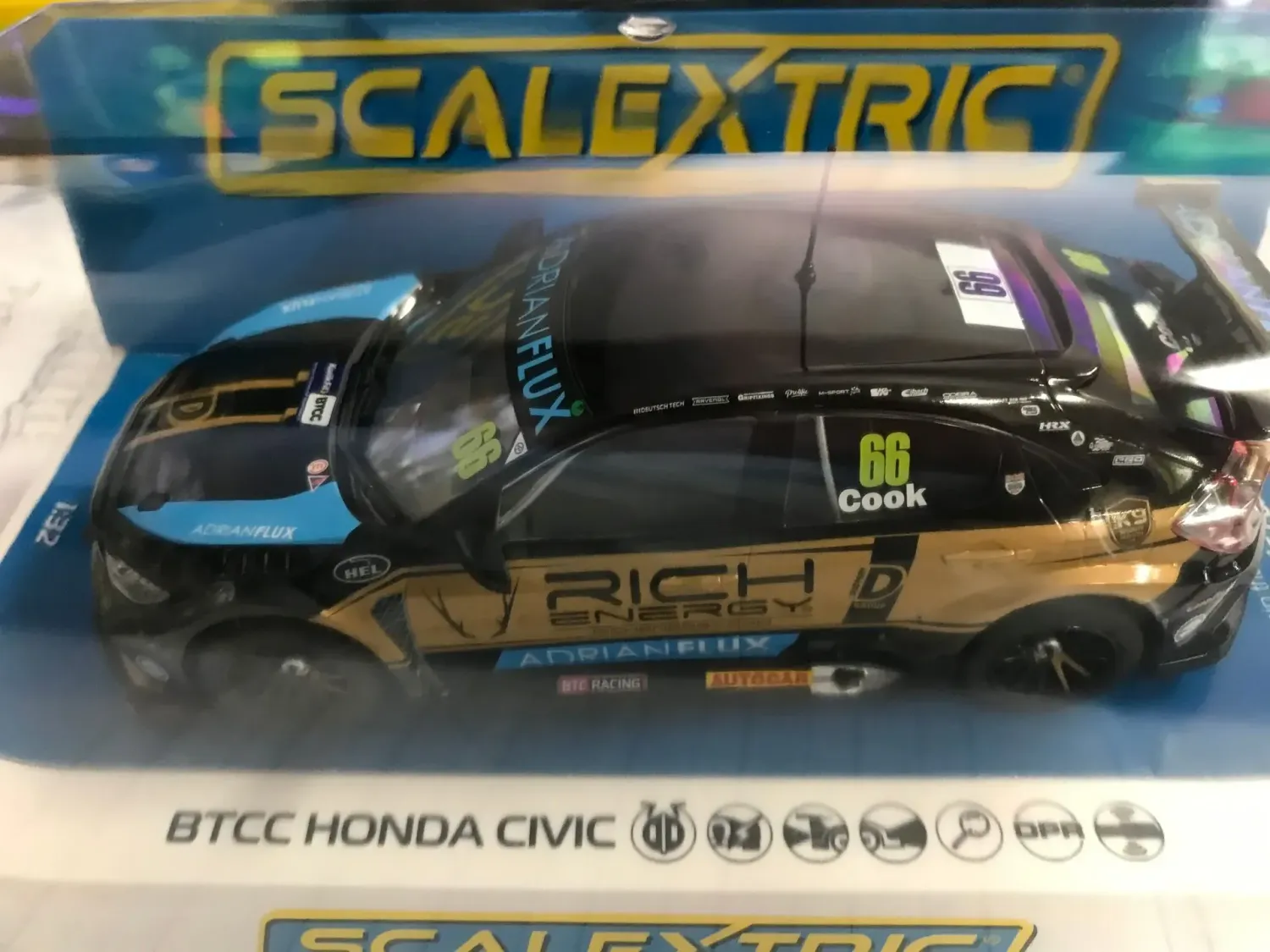 Scalextric Porche 911 GT3 R