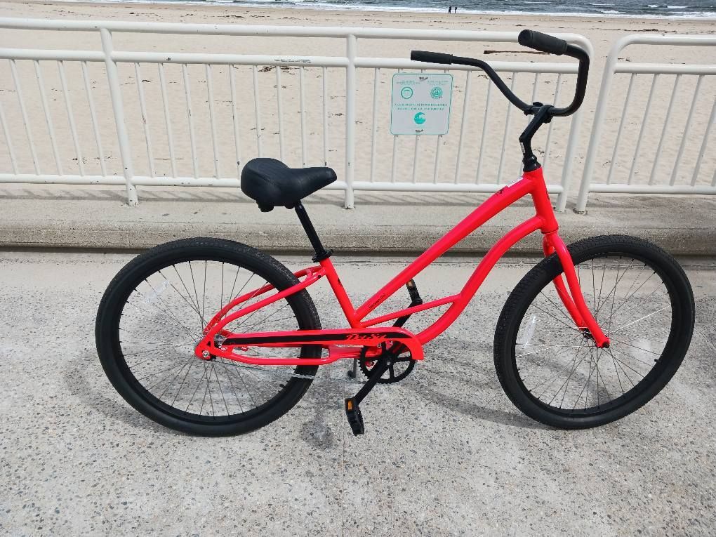 Haro Tradewind Women’s Single Speed Cruiser Bike