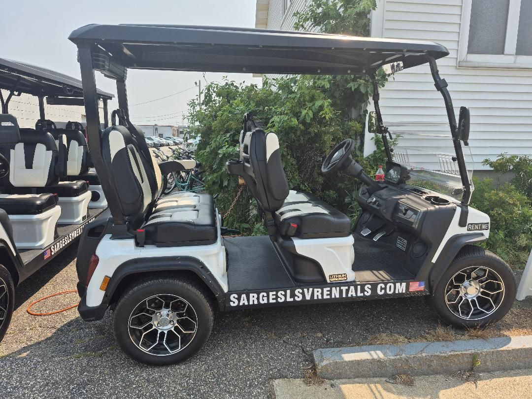 4 Person Golf cart