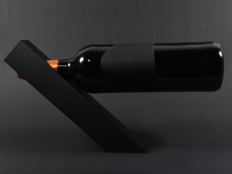 Minimalistischer Flaschenhalter