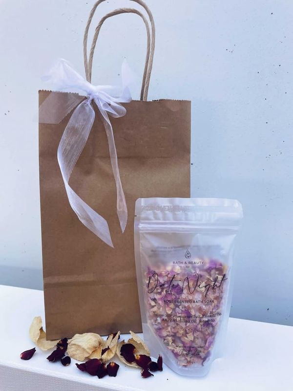 Date Night Bath Soak