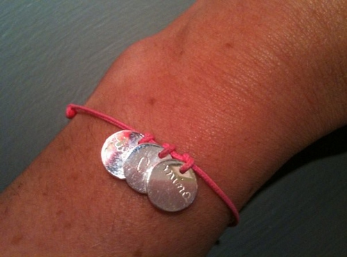 Bracelet avec plaque en argent MON CADEAU PREFERE. A partir de 33€