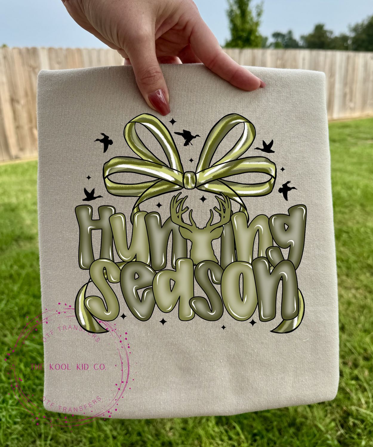 PREPPY HUNTING SEASON BOW