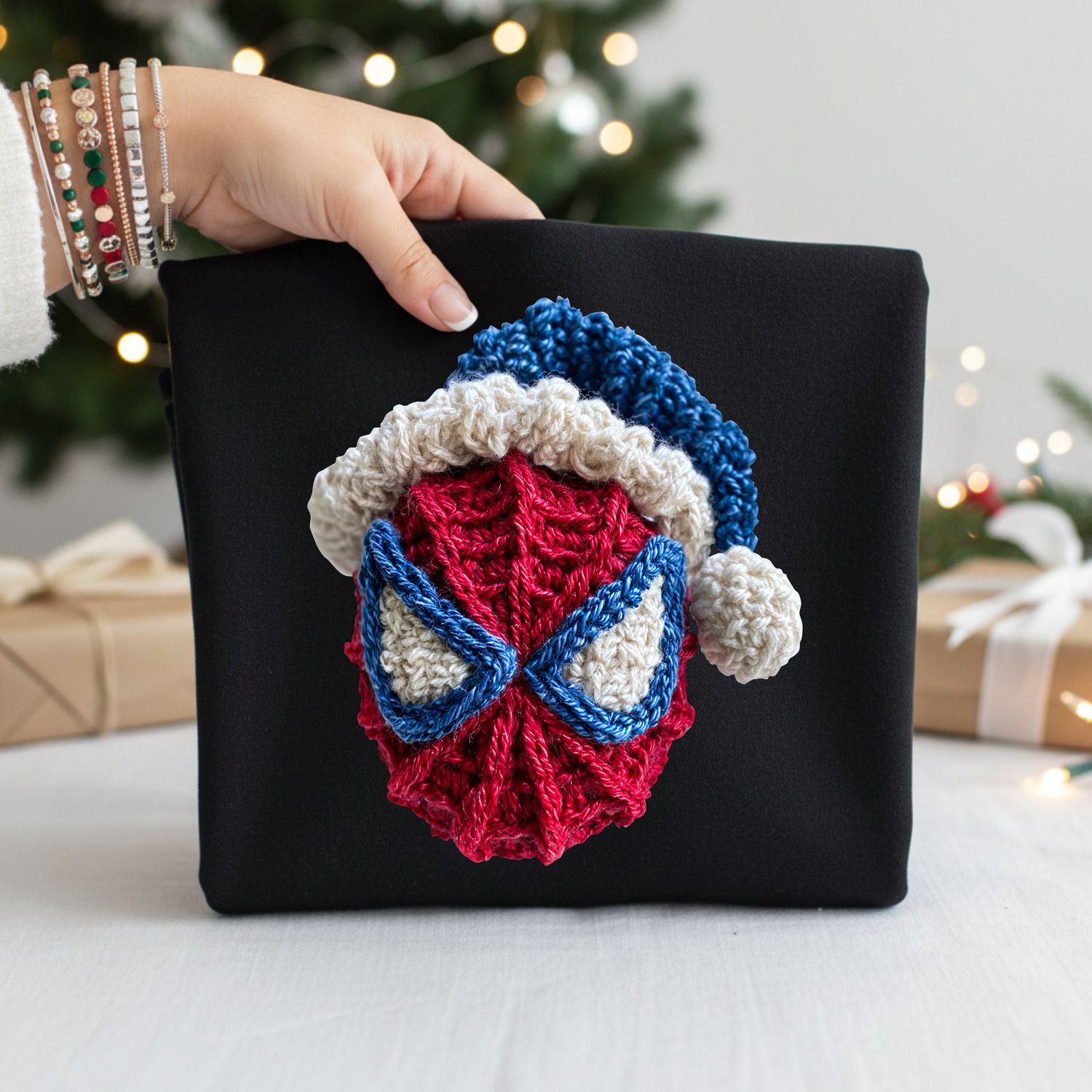 YARN CHRISTMAS SPIDERMAN