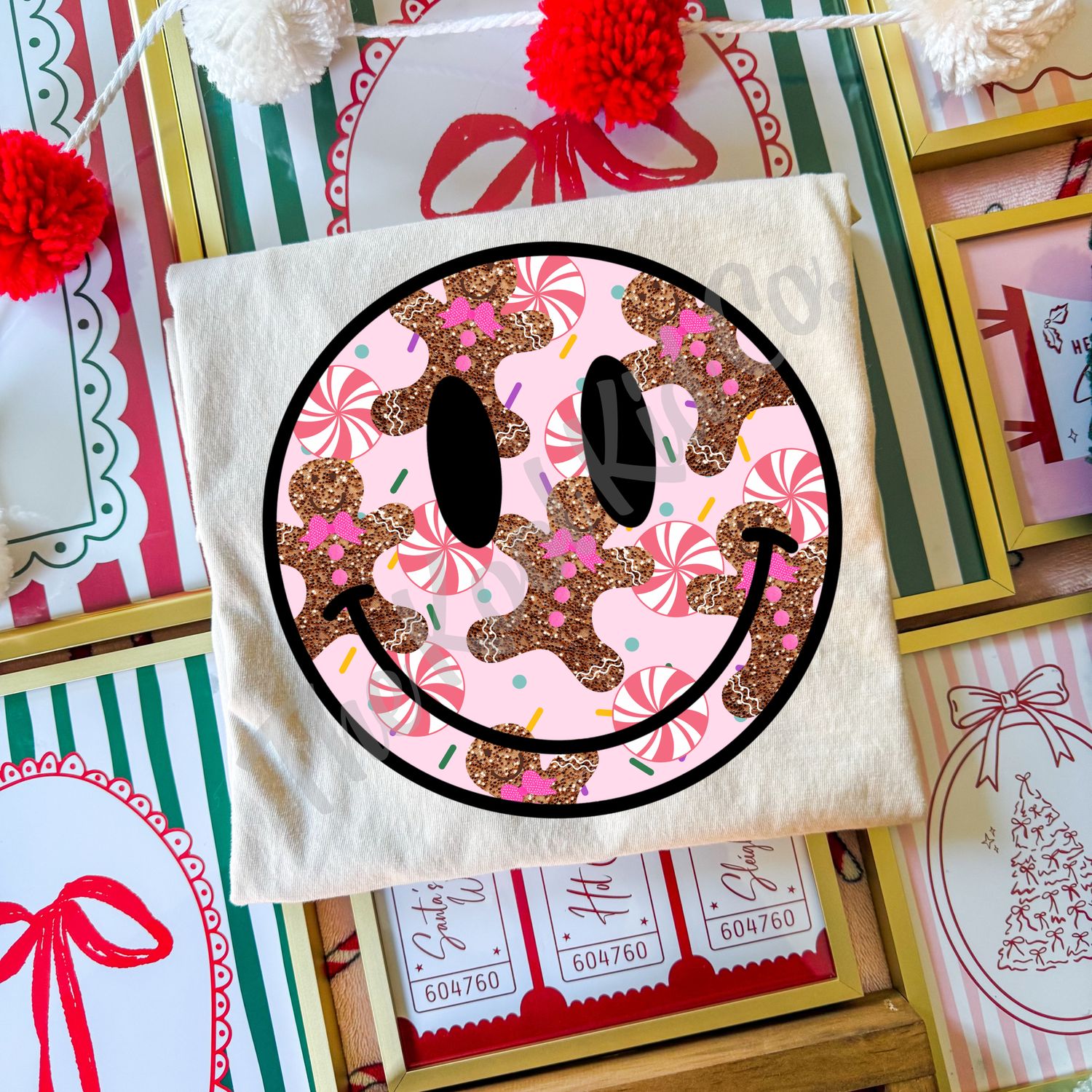 GINGERBREAD CANDY SMILEY FACE