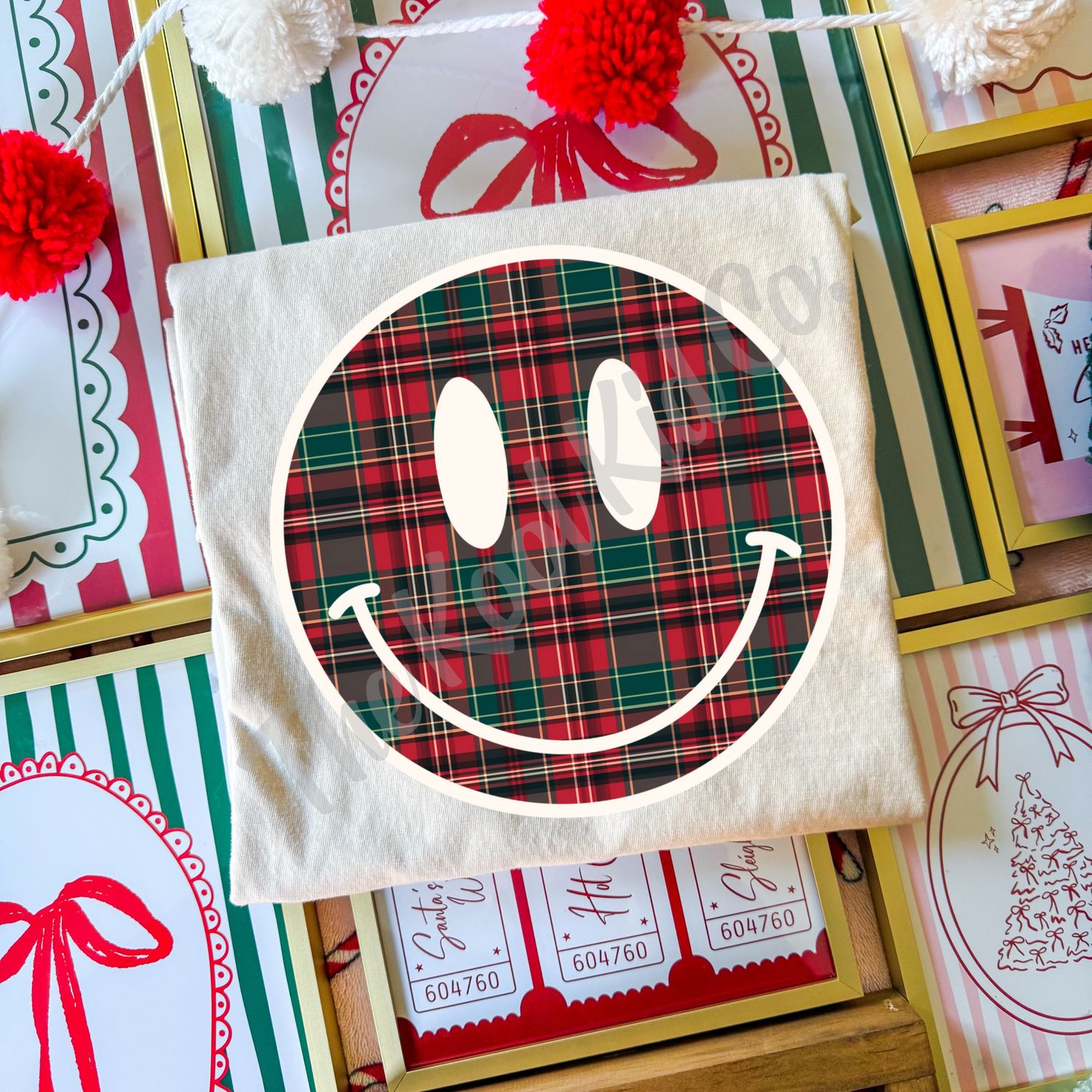 CHRISTMAS PLAID SMILEY FACE
